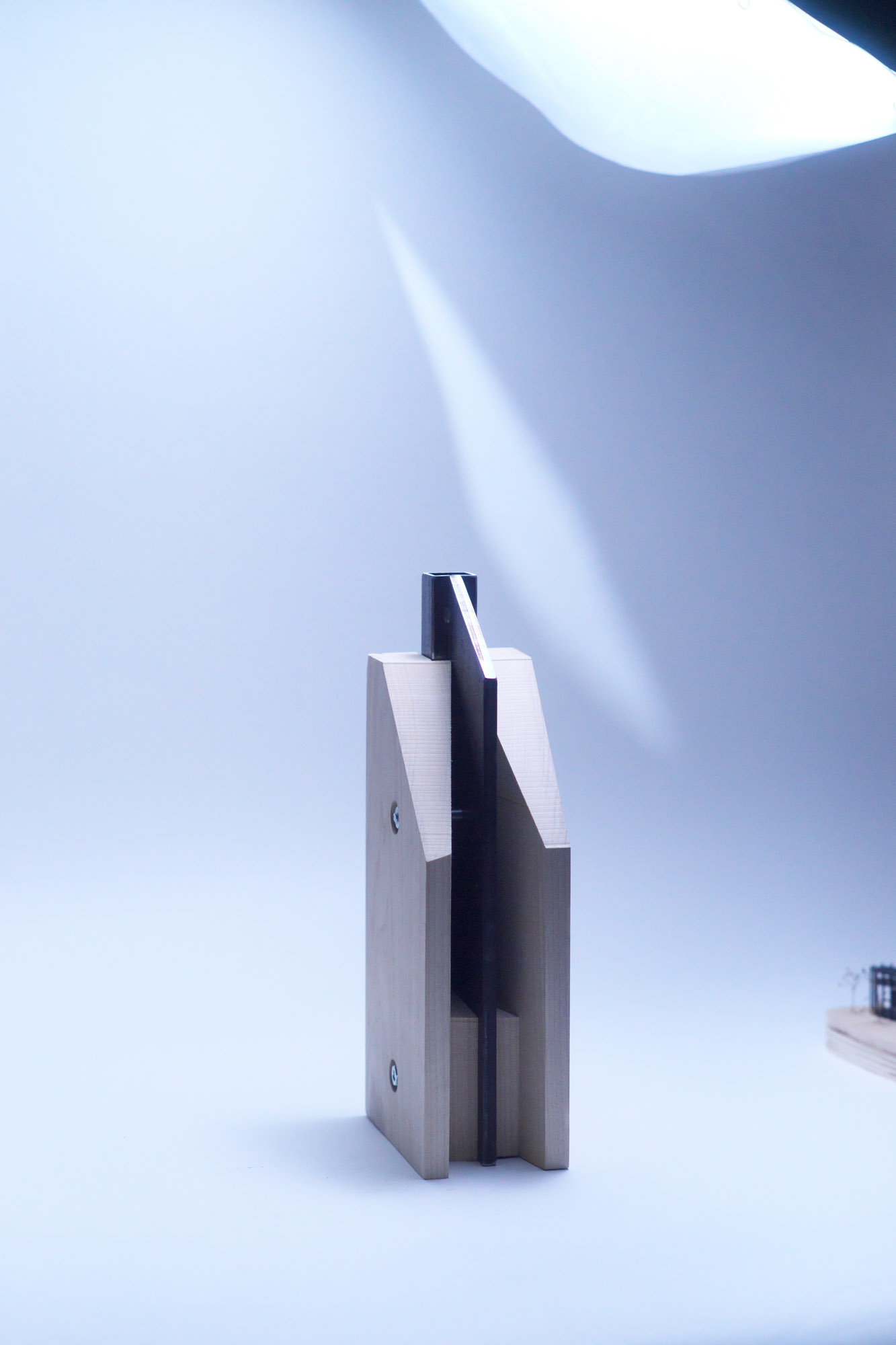 Ideogram study model, white, under directional light